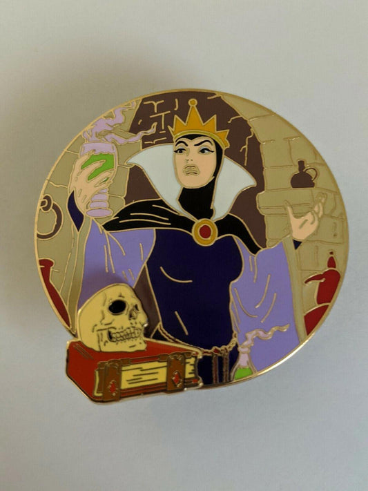 Evil Queen Snow White Dark Tales DSSH LE300 Disney Pin