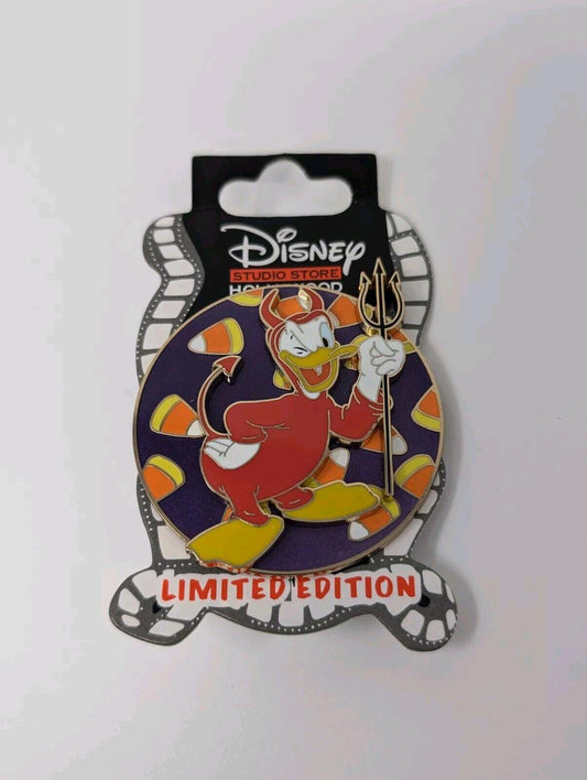 Donald Duck Devil Halloween Candy Corn DSSH Disney Studio Store LE Pin